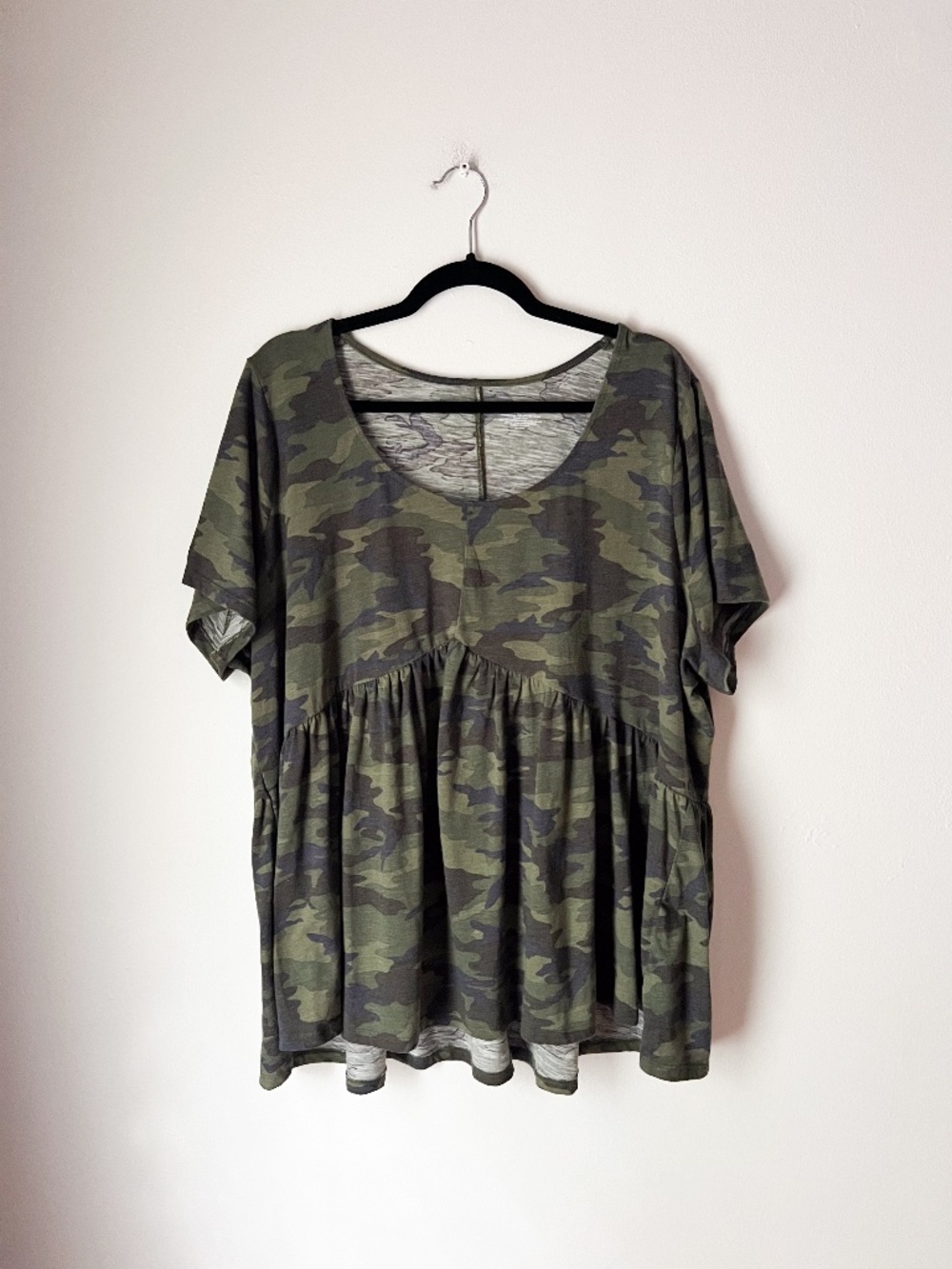 Lane Bryant Camo Babydoll Top 22/24 Green Scoop Neck Short Sleeve Plus Size